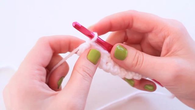 Crochet 101: How To Turn Chain смотреть онлайн