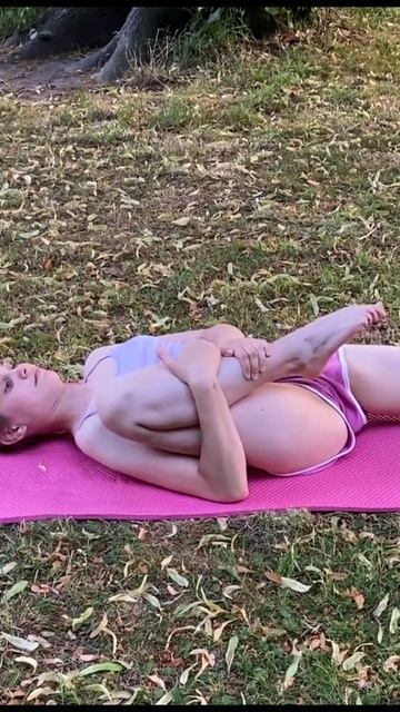 Relaxing Stretch & Home Workout #stretching #yoga #short #shorts #hotyoga