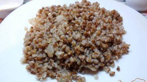 Гречка жаренная с чесноком и салом