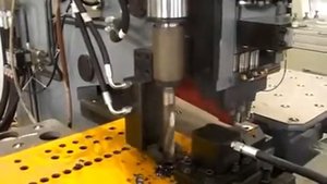 Координатно-пробивной пресс с функцией сверления TPD103