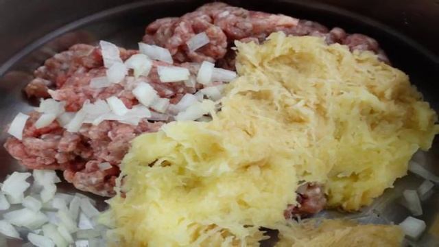 Говяжьи котлеты с добавлением картофеля