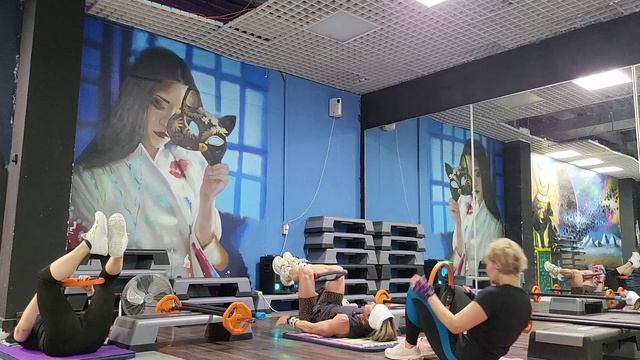 опять ноги и бицухин. тренировочка. смотреть онлайн