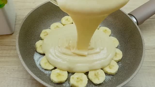Вкусный десерт из банана, бюджетный пирог.
