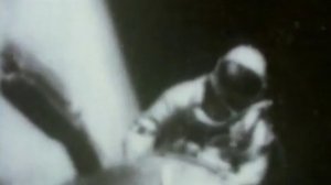 60 лет назад Алексей Леонов совершил первый в истории человечества выход в открытый космос