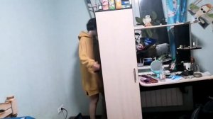 Перестановка и уборка в комнате