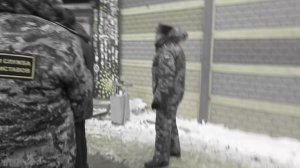 Пристав Сагдеев самоуправством и злупотреблением полномочиями закрашивает надпись про своего шефа.