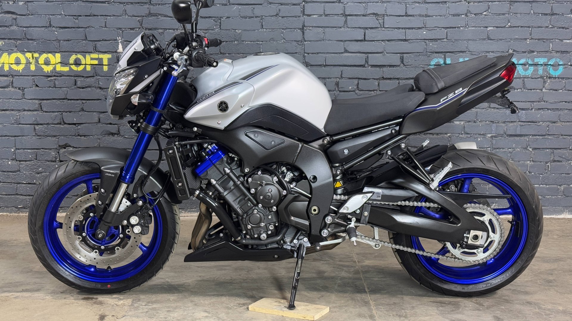 Yamaha FZ8 2016 смотреть онлайн