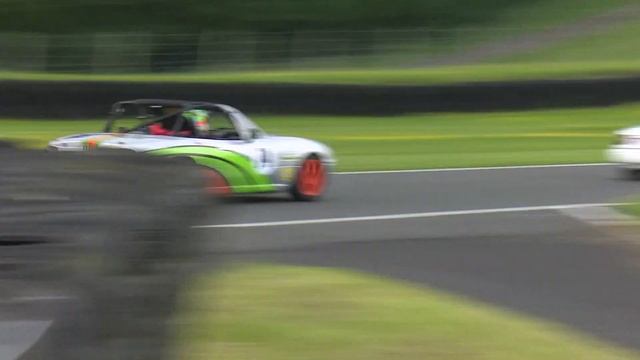 2018 BRSCC Mazda MX-5 Championship - Cadwell Park Rnd 8 (Group B Full Race) смотреть онлайн