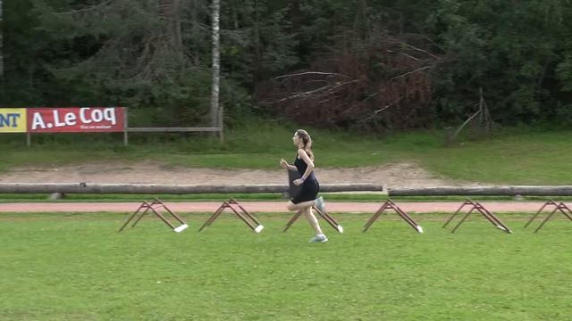 Бег 60 м: Карпова В. смотреть онлайн