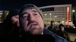 Борьба с рейдерским захватом ГСК Волга.Демонтаж шлагбаума.Нижний Новгород Родионова 163Г 18 марта 25