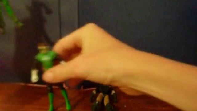 Review- DC Universe Chrises 3 Pack 5, Green Lantern, Black Canary, Green Arrow