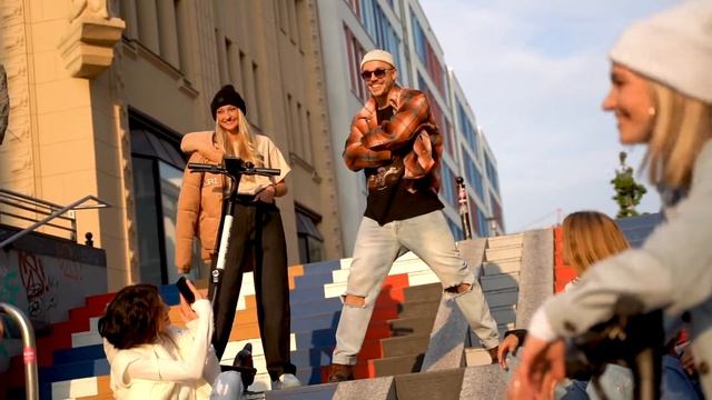 Olymp & Hades - Galerie Roter Turm смотреть онлайн