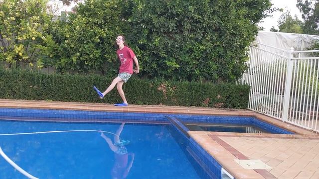 RMS Mamma Mia Quarantine Lip Sync смотреть онлайн