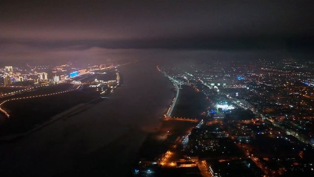 Ночная панорама городов Хэйхэ и Благовещенска смотреть онлайн