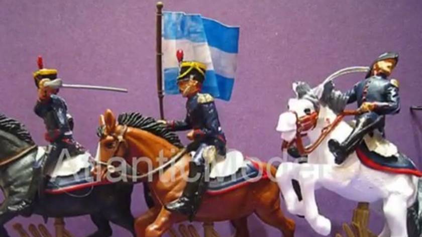 солдатики Britains / DSG Аргентинские конные гренадеры смотреть онлайн