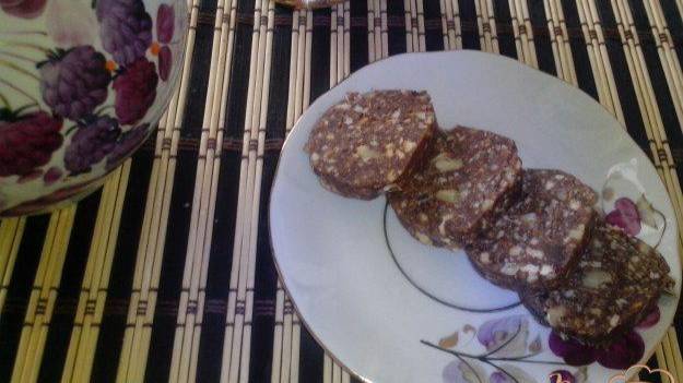 Шоколадная колбаска с кунжутом
