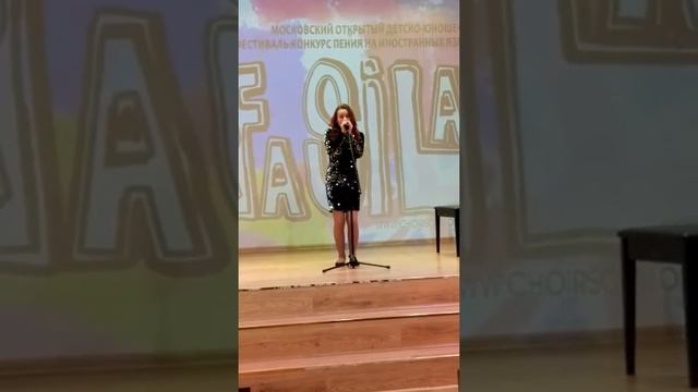 Варя Полякова. FaSiLa. Stupid cupid. смотреть онлайн