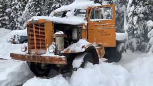 Нашли в лесу грузовик 1963 года! Заведется ли?!