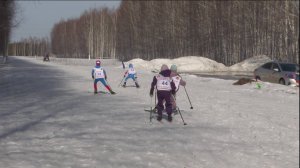 Десятки юных спортсменов собрали лыжные гонки, посвященные памяти ветерана спорта Петра Казакова