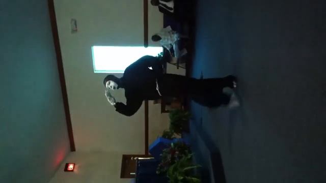 Tasha Cobbs (break every chain) Mime dance by BROCK BREWINGTON смотреть онлайн