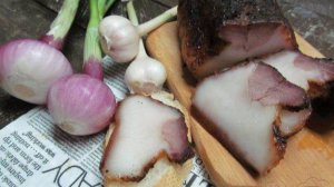 Грудинка запеченная в маринаде