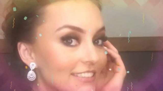 ATACAN A ANGELIQUE BOYER CON LATAS DURANTE SU CORONACIÓN EN CARNAVAL смотреть онлайн