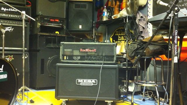ESP Eclipse into Red Bear amp, Mesa 2x12 смотреть онлайн