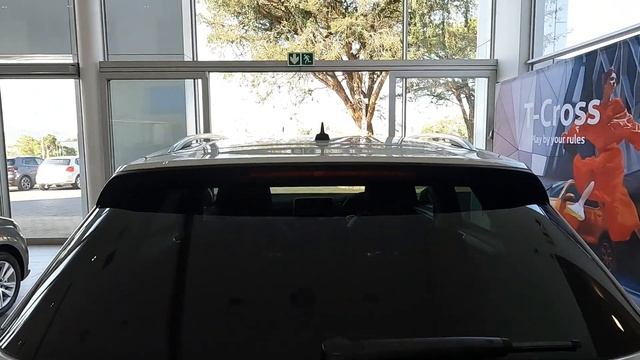 Volkswagen T-Roc 1.4 TSI Design Tiptronic - McCarthy VW Menlyn New Cars - 012 470 8700. смотреть онлайн