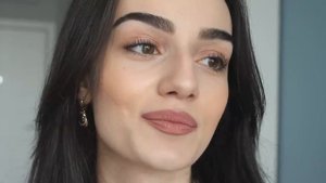 Анна Эгоян. "Я не буду читать своей дочери про принцесс!