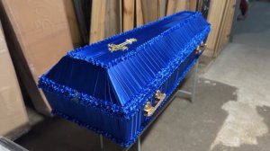 Гроб обитый тканью Полугофре