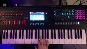 ROLAND FANTOM  EX / ROCK COVERS (32 new scenes)