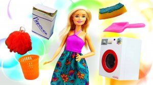 Барби делает генеральную уборку. Английский магазин. Играем в куклы - Английский для детей
