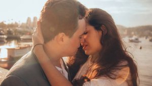 Сергей Есенин о любви " Я спросил сегодня у менялы.."💗