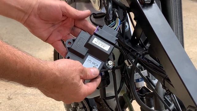 DÉBRIDAGE 50cc AM6 EURO 4 ! La solution pour Rieju, Beta RR et Sherco смотреть онлайн