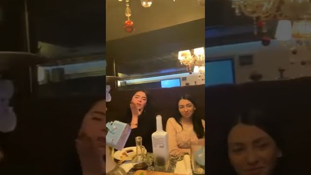 Хохлушки зажигают не в попад по армянский! 🤔😁😀 смотреть онлайн