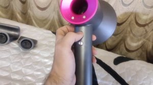 Точная реплика фена Dyson