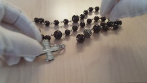 Четки из граната с крестом "Распятие Христово"
