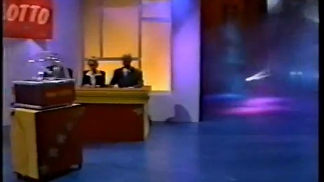 Finn Brothers Performing Ballroom Blitz смотреть онлайн