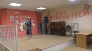 Таджикский танец в исполнении Дины Фоминой