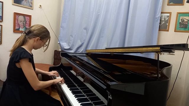 Алексеева Эвелина, г. Хабаровск - В.А. Моцарт. Вариации фа-мажор на Alegretto. смотреть онлайн