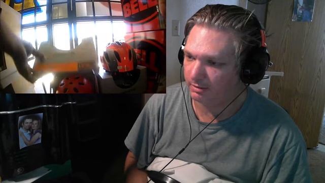 open carry to a bike shop. FInally got my camera at a decent angle смотреть онлайн