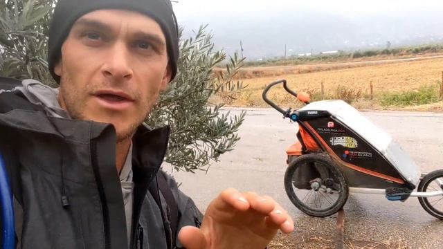 Sleeping in an Abandoned Train Station | Day 1425 | Walking Around the World | Turkey смотреть онлайн