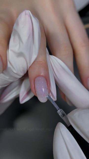 Легкий и быстрый дизайн 🔥 очень воздушный 🎈 #дизайнногтей #маникюр #гельлак #мкдизайнногтей #мк смотреть онлайн