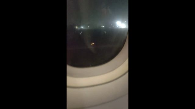 Bangalore To Bhubaneswar Flight | ₹2 में Unlimited Free Food In Bangalore Airport Lounge 😎