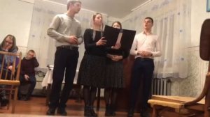 Я жизнь свою прожить хочу, Не птицею в полете, Молодь села Бережці