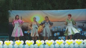 Ансамбль "Озорные бабёночки" - Неделька - День города Чухлома 2015