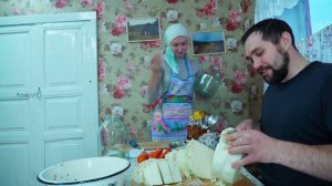 ЖИЗНЬ В УРАЛЬСКОЙ ГЛУБИНКЕ ｜ ДОМАШНИЕ ГОЛУБЦЫ В РУССКОЙ ПЕЧИ ｜ МАРИНУЕМ КАПУСТУ