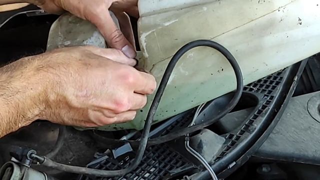 rénovation Duster partie 3: pompe lave glace HS? смотреть онлайн