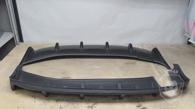 Диффузор на задний бампер Mitsubishi lancer 10 / Volkswagen polo смотреть онлайн