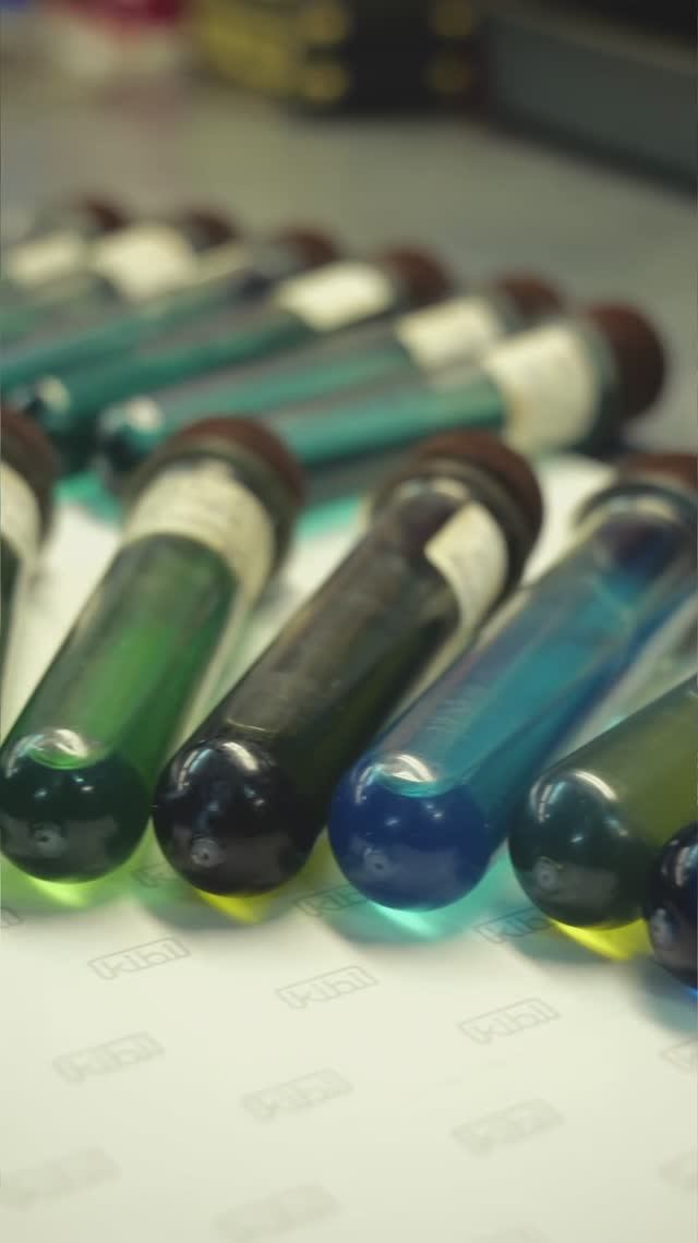 Цвет масла NS-3 смотреть онлайн